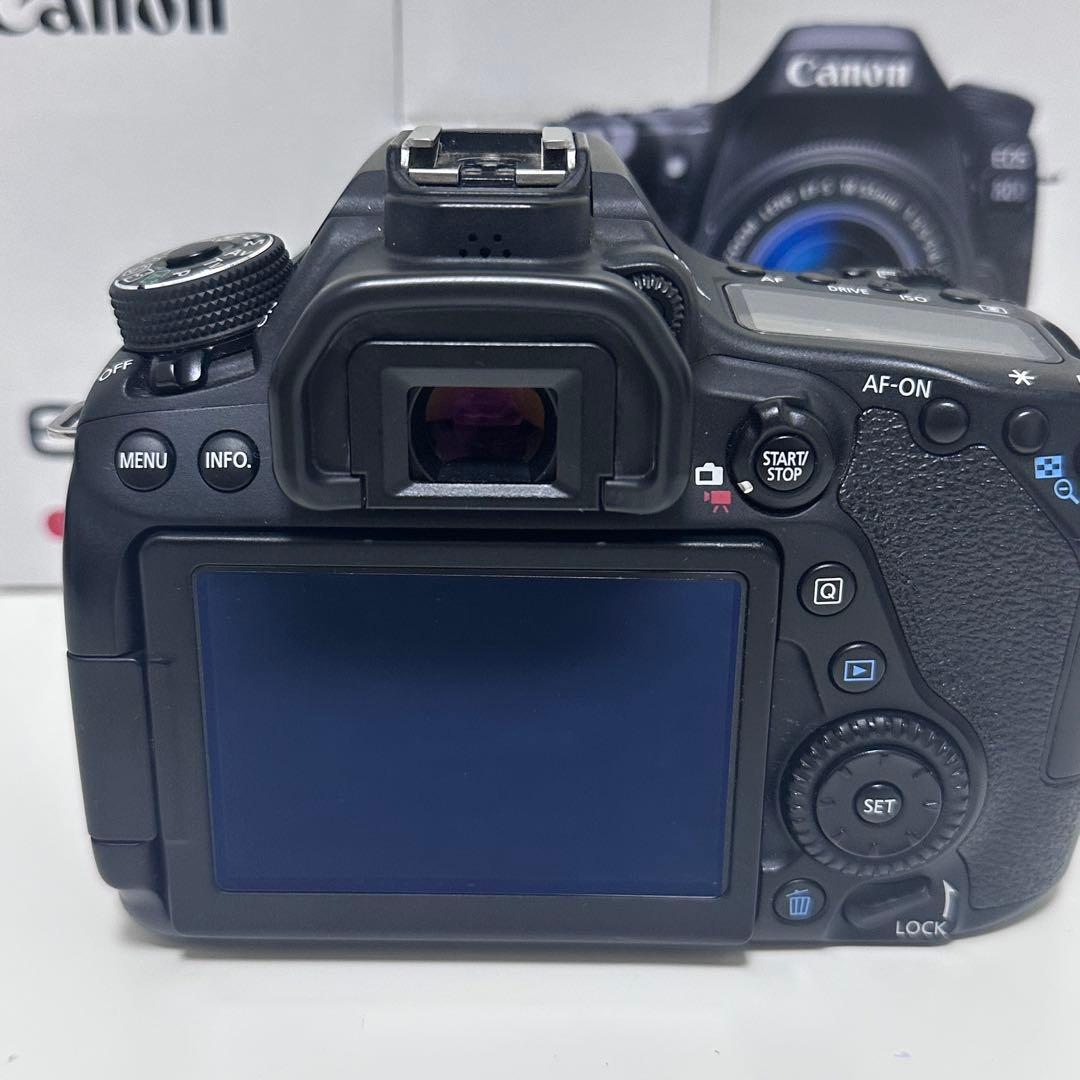 CANON EOS 80D ボディ本体
