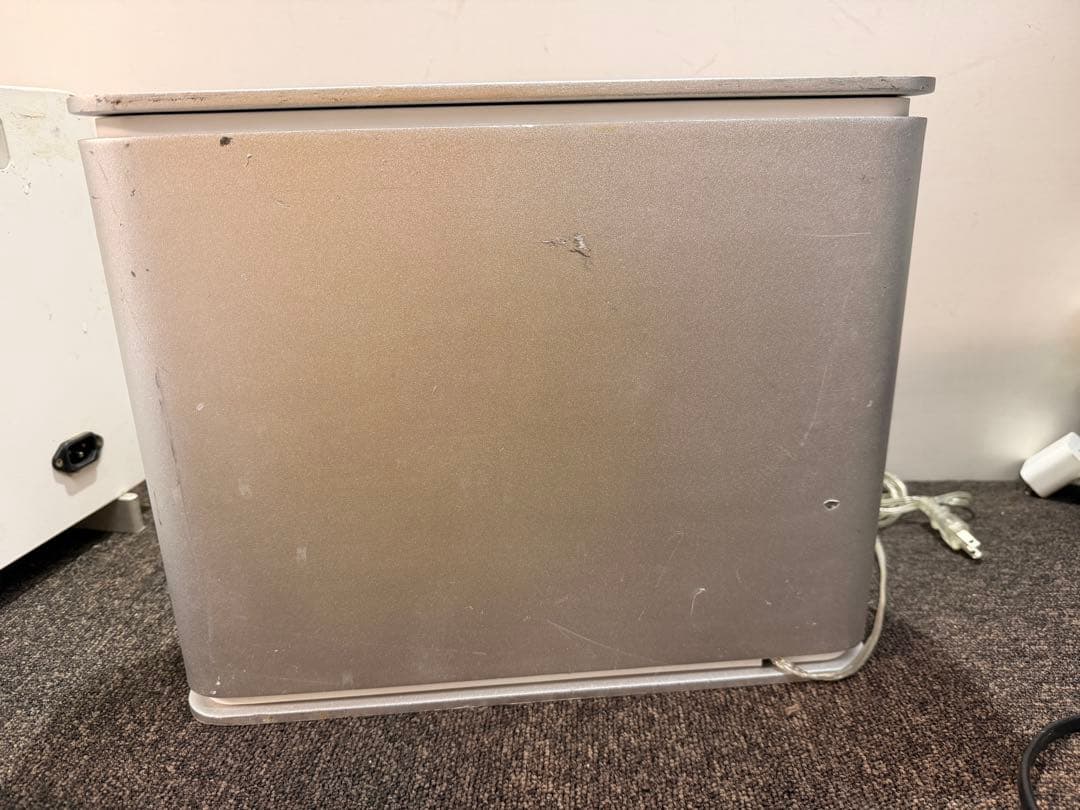 AROMIC PRO アロマディフューザー　空気清浄機 本体のみ　動作良好