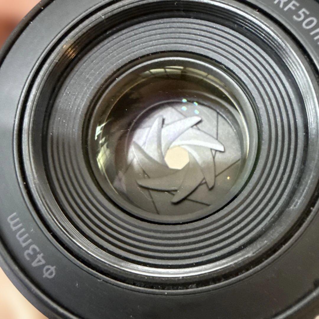 Canon RF50mm F1.8 STM / フード、フィルター付