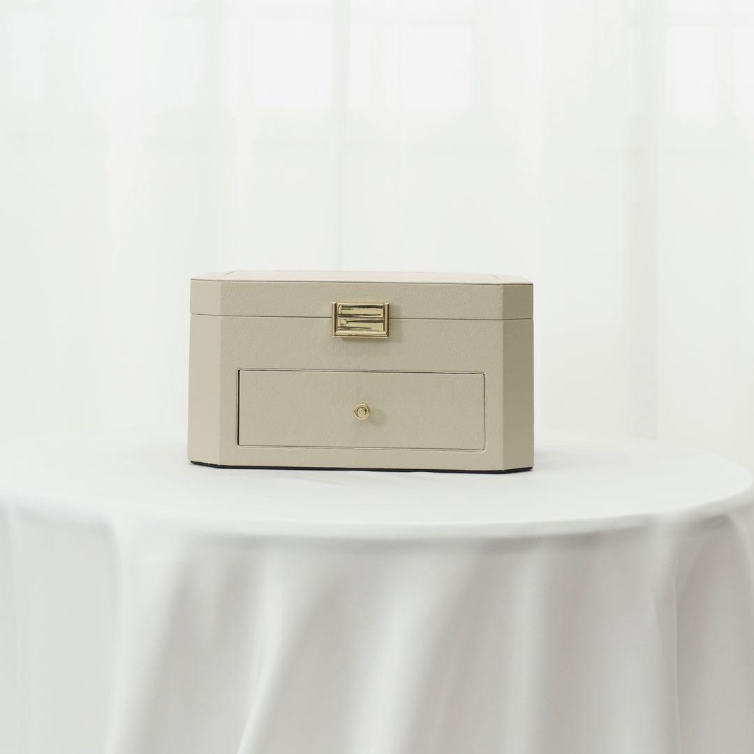 A'pearl エパール ジュエリーボックス カシミアベージュ