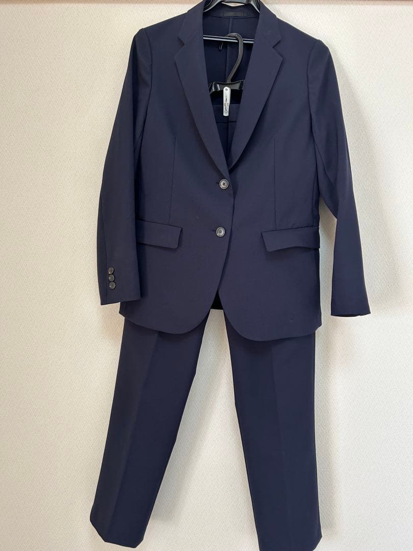 【美品】ユニクロスーツ上下セット(感動ジャケット/感動パンツ)