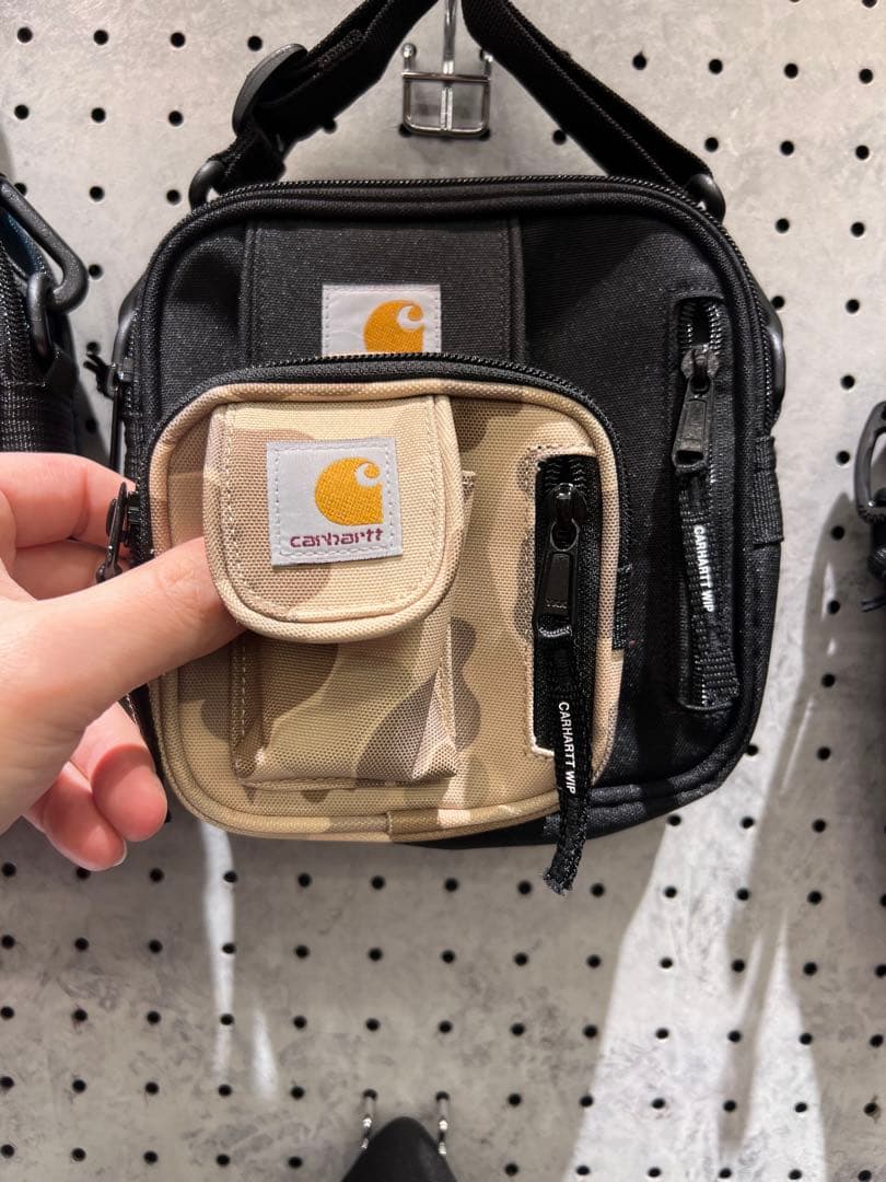 carhartt coin walletケース