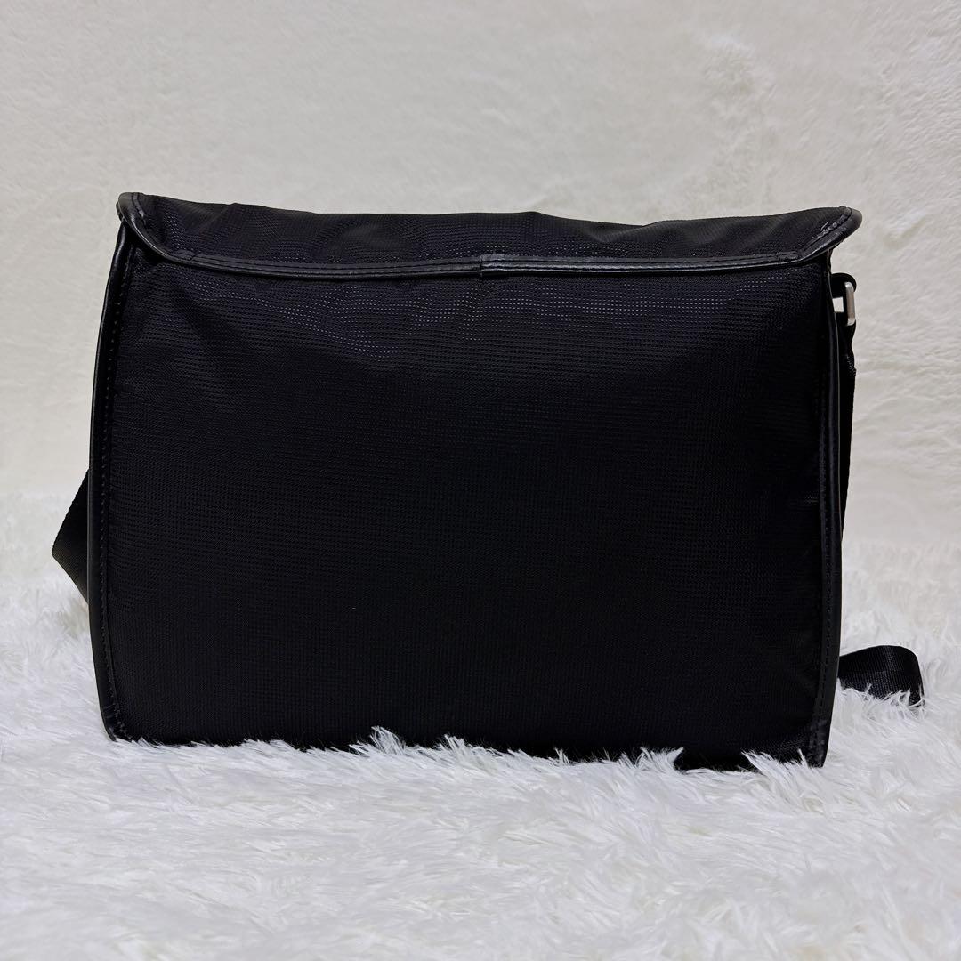 【未使用級】DIESELディーゼル 黒　メッセンジャー レザー　ナイロン　A4