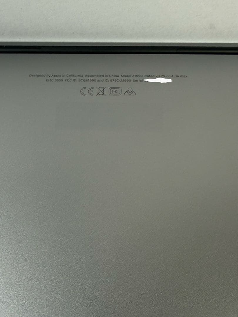 MacBook本体 Apple MacBook Pro 15 2019 i9/32GB/500GB