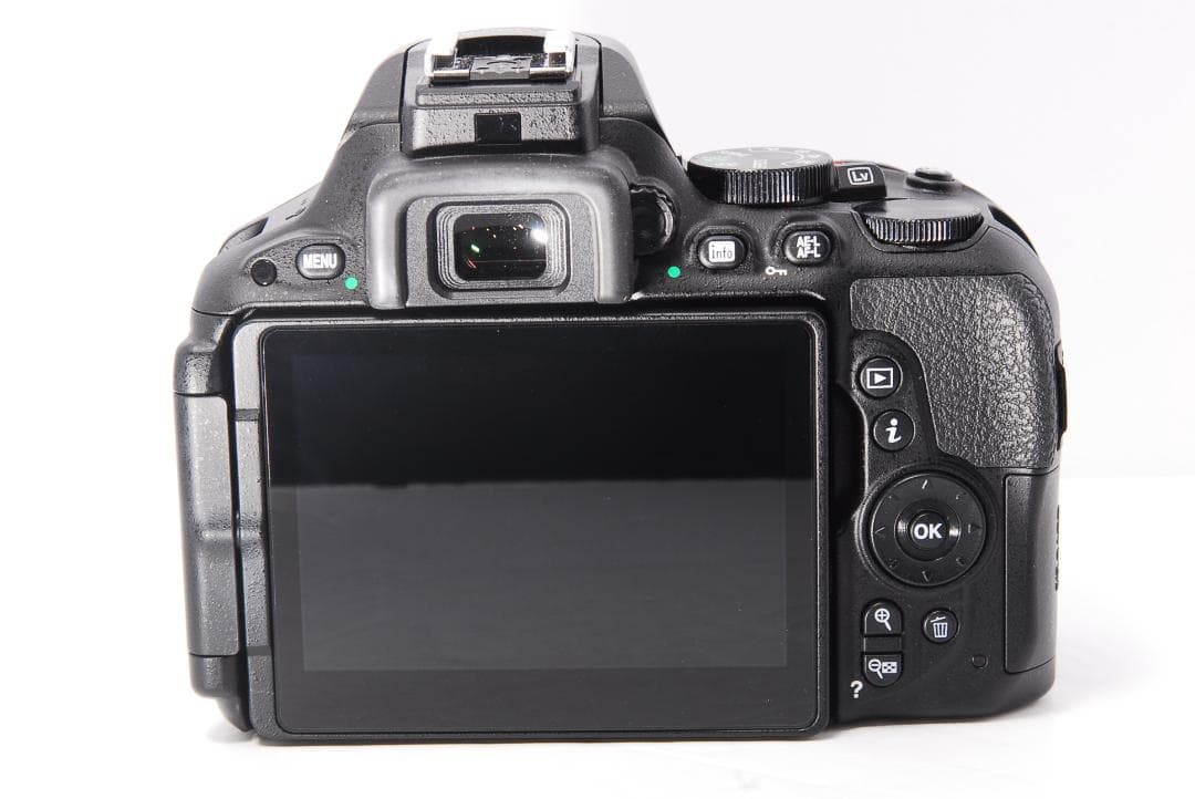 ✨ほぼ未使用品 Wi-Fi搭載✨Nikon D5500レンズセット