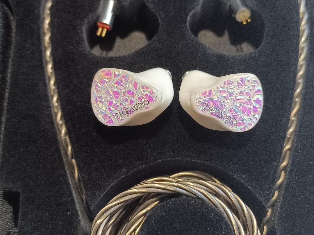 THIEAUDIO Hype 4 2DD+4BA イヤホン