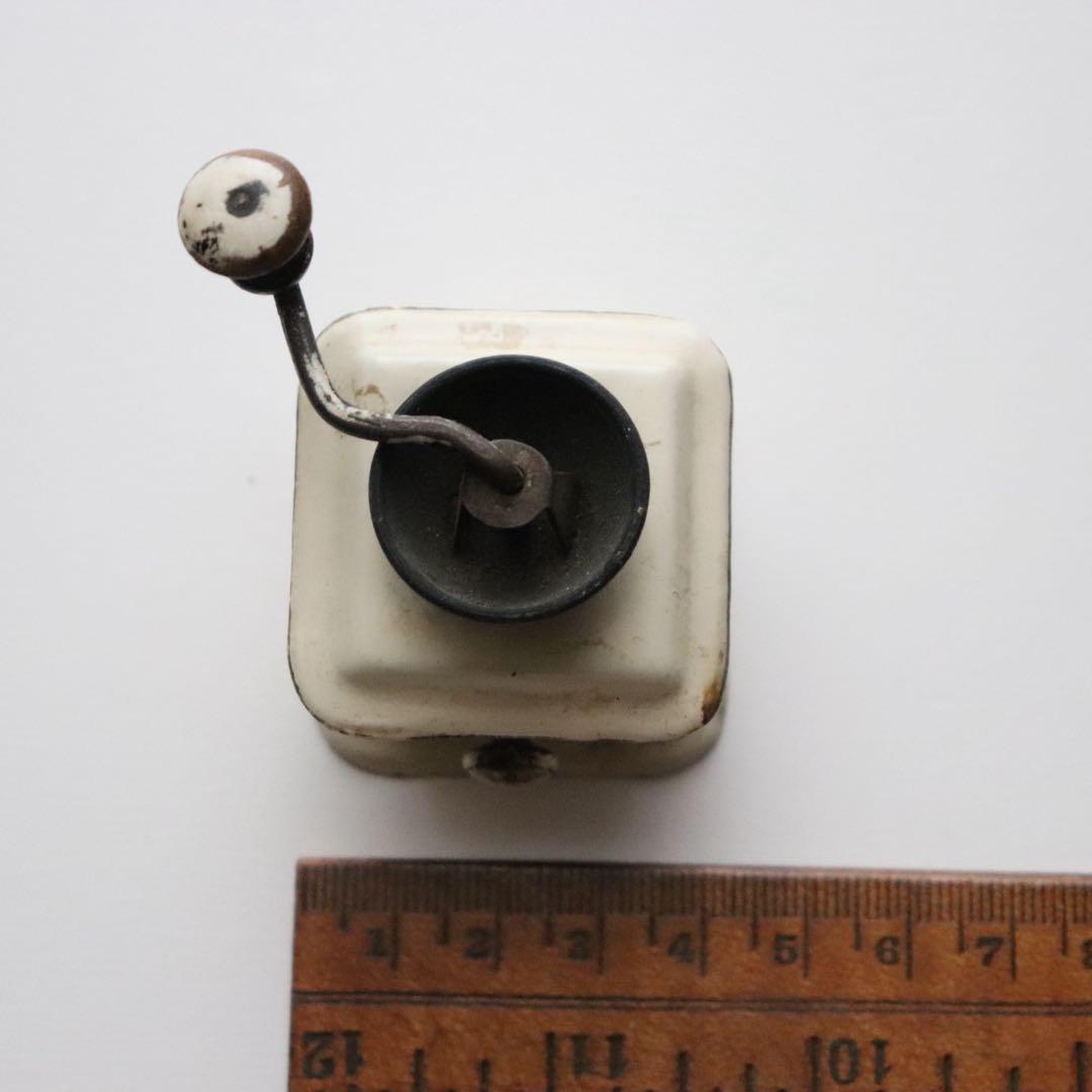 希少　アンティーク　ドールハウス　ミニチュア　コーヒーミル　白