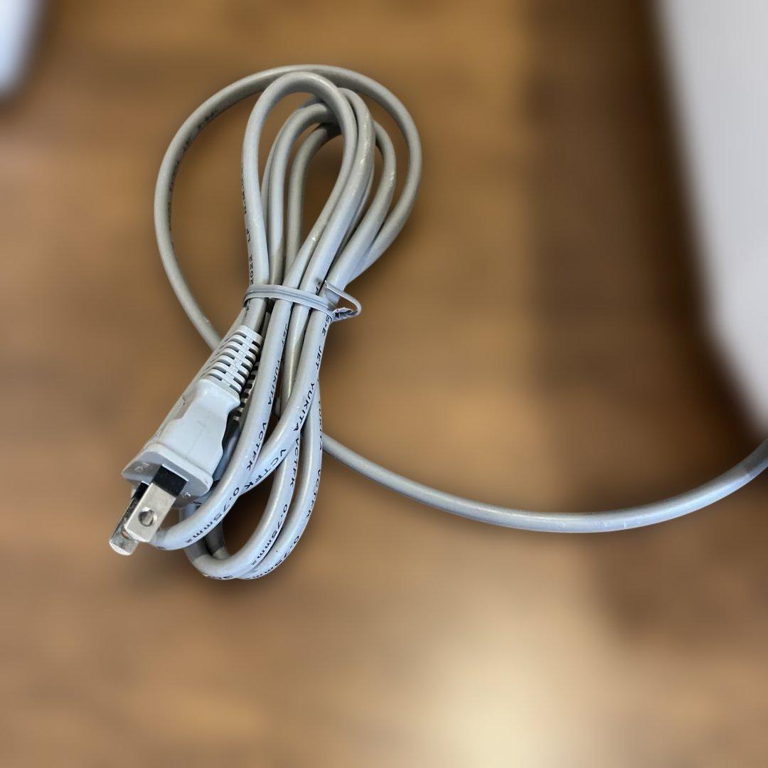 未使用品 Fujitsu 加湿脱臭機 DAS-303K-W ホワイト★K10