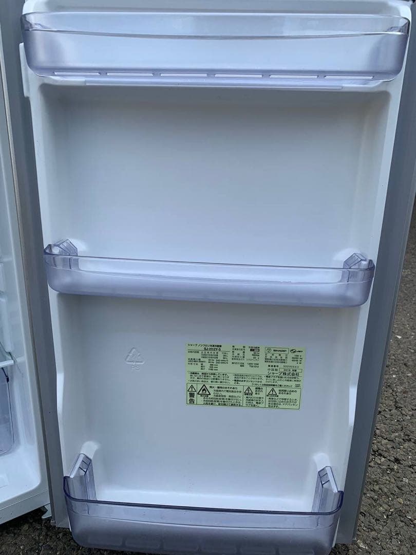 ♦SHARP ノンフロン冷凍冷蔵庫【2015年製】SJ-H12Y-S