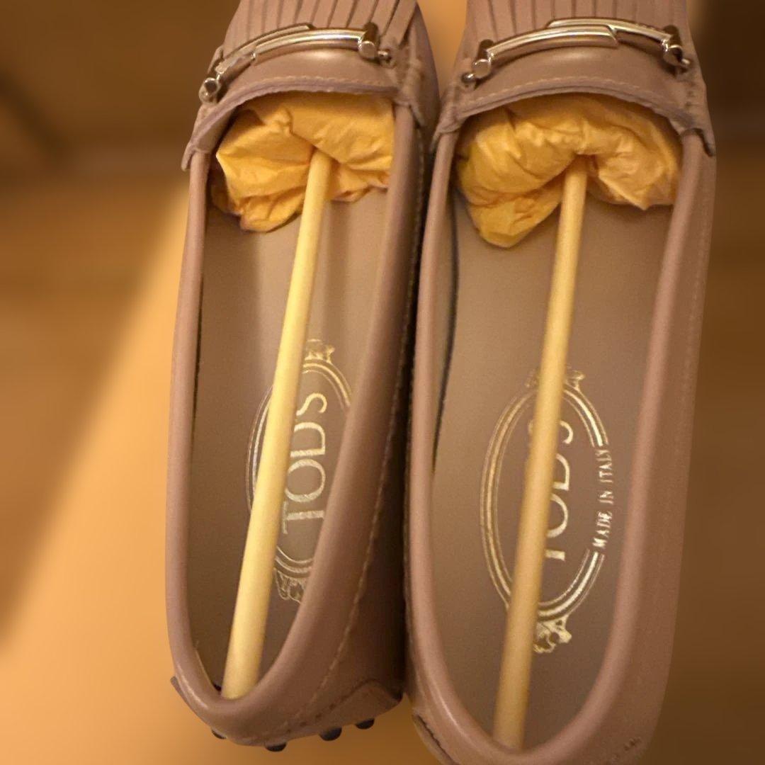 新品未使用 TOD'S トッズ フリンジ付きローファー サーモンピンク 36