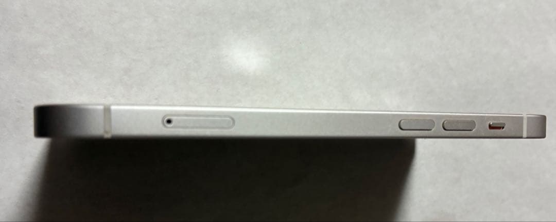 iPhone12 64G ホワイト　純正バッテリーSIMフリー