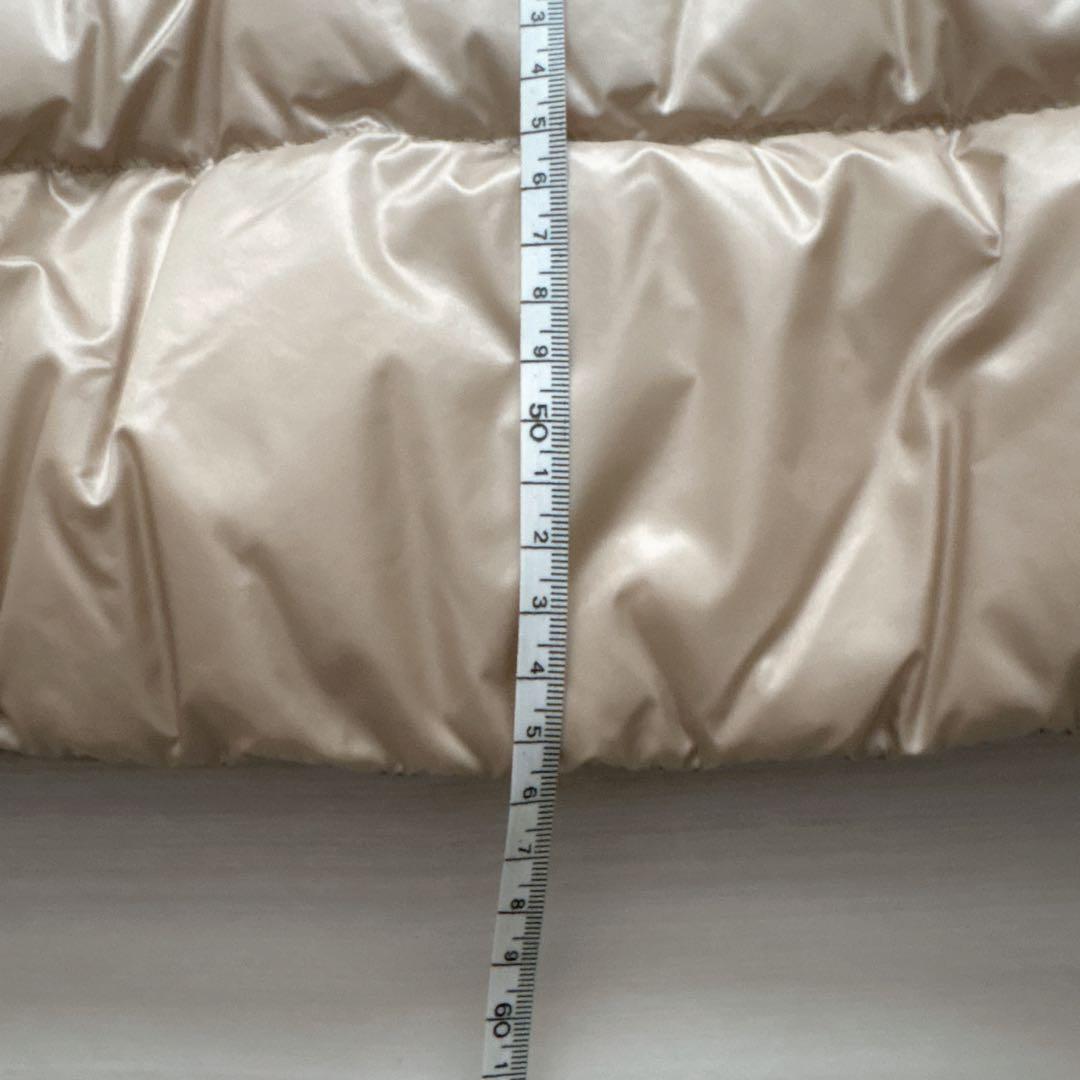 モンクレール ベージュ ダウンジャケット　ダウンカーディガン