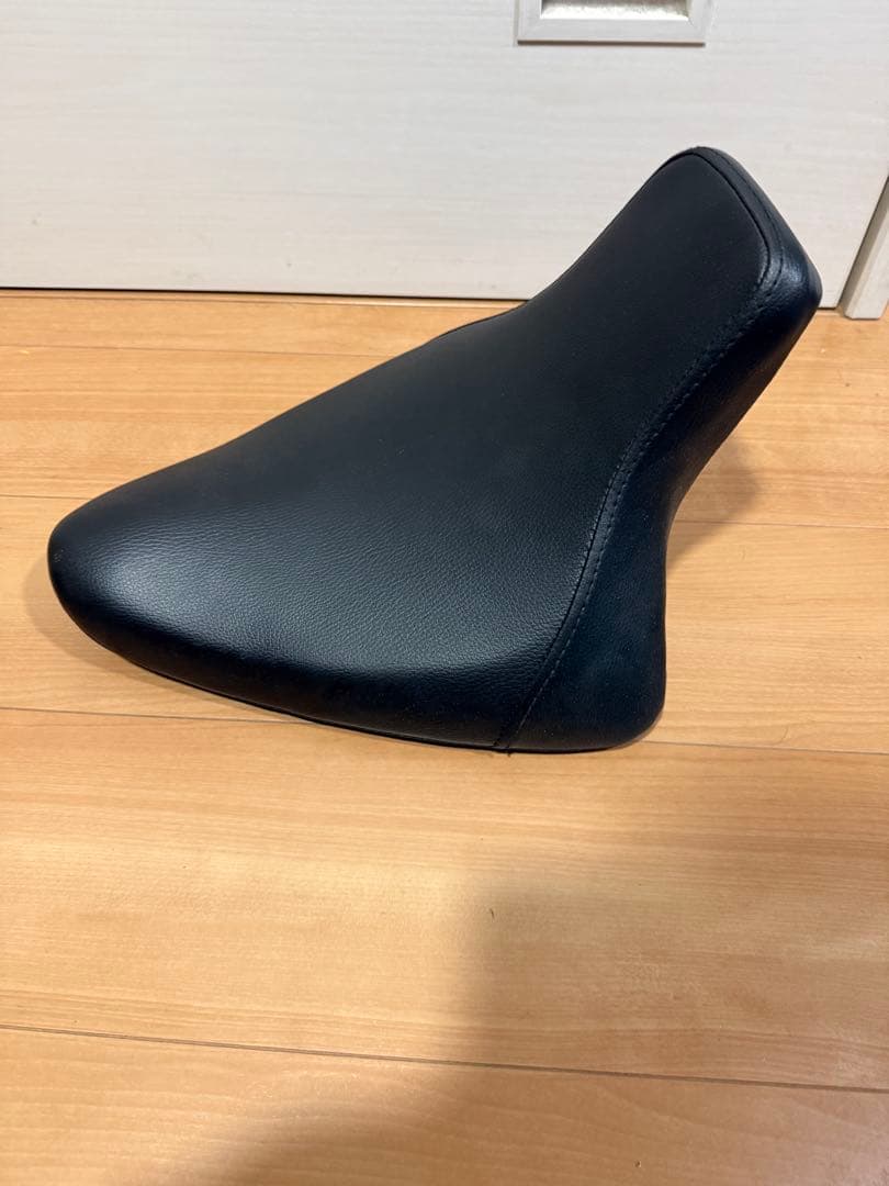 【超美品】ガレージT&F ドラッグスター400 ソロシート