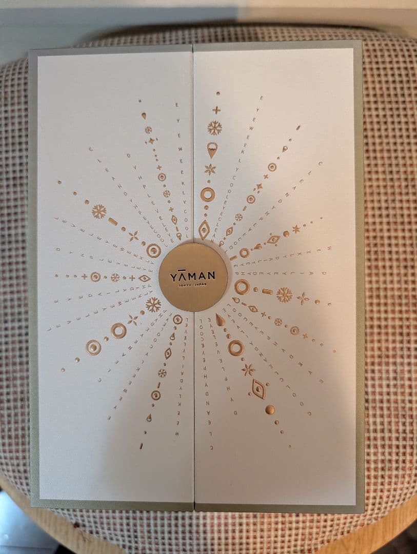 ヤーマン　M18　RF美顔器　フォトプラスシャイニー