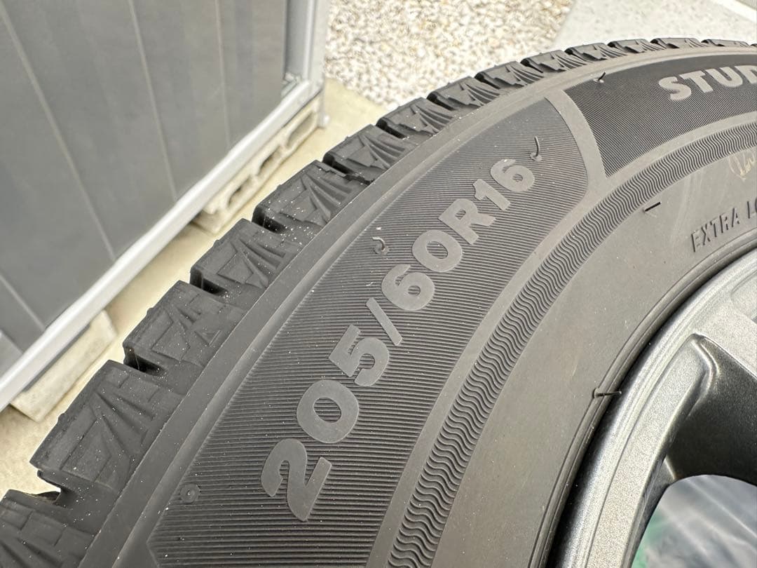 手渡し限定本田ステップワゴン 両側乗車タイプ ベッドキット冬スタッドレス