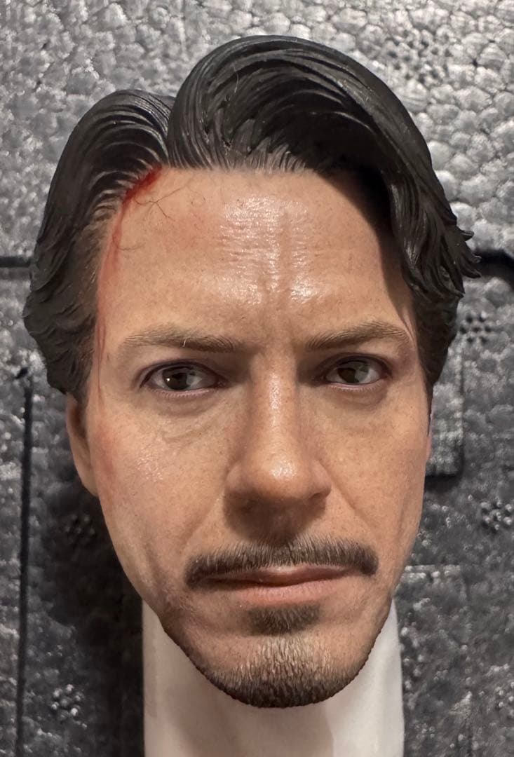 アイアンマン　マーク3(2.0)トニースターク＆ボーナスアクセサリーパーツ