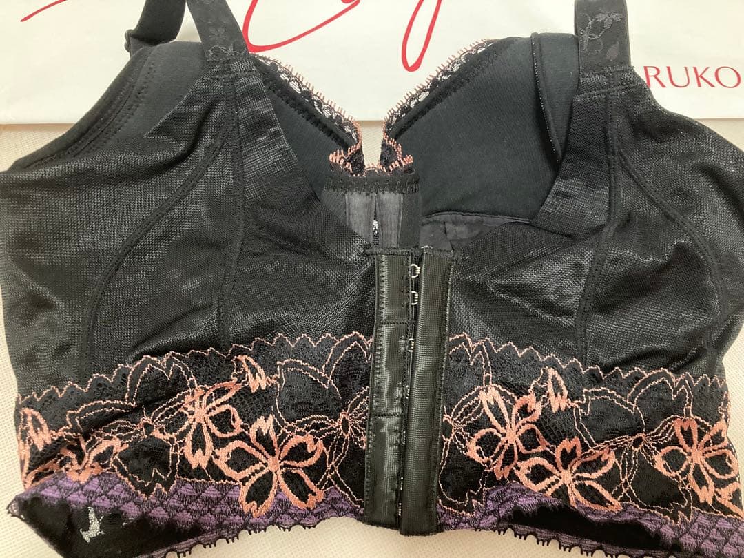 マルコ　サクラブラ　Ｅ80