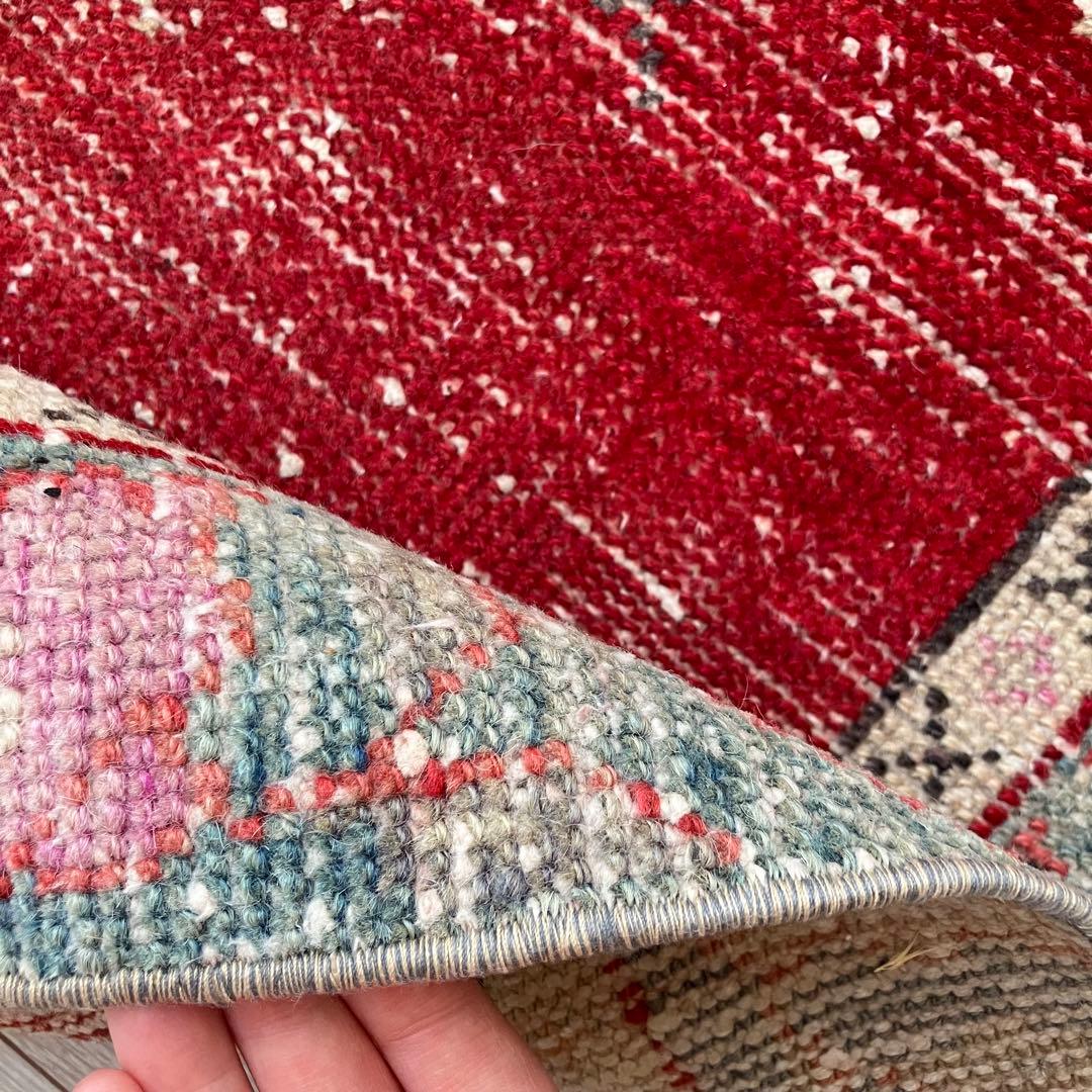 レア貴重✳︎大判　ギュネイラグ　レッド　淡いブルー　ピンク　トルコヴィンテージラグ