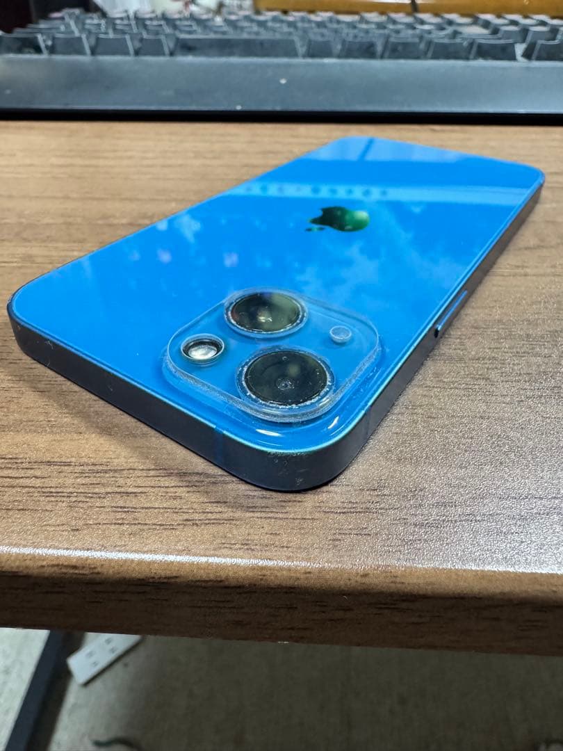 iPhone 13 美品　バッテリー100%