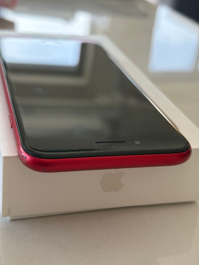 Apple iPhone SE （第二世代）64GB レッド