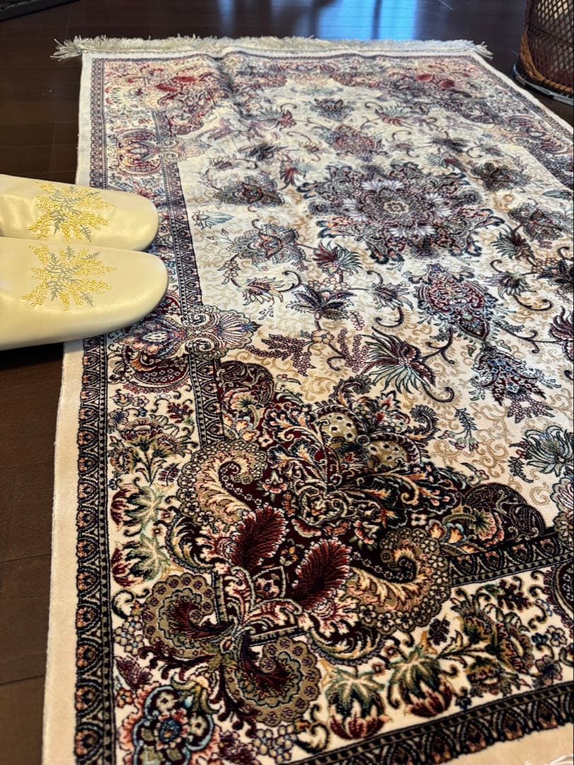 イラン製 ペルシャ絨毯 カシャーン 優雅な艶　高密度 クリーム×バーガンディ