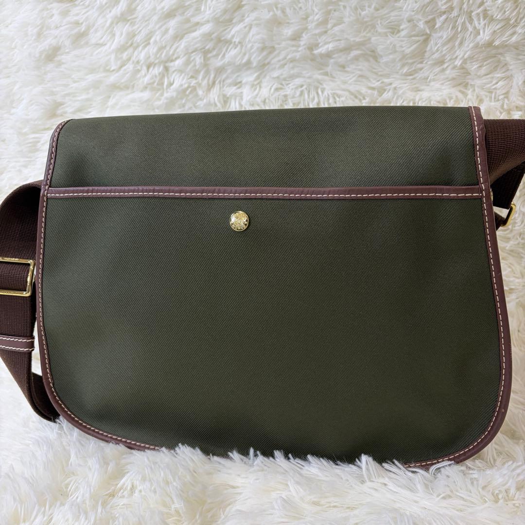 【美品】ハンティングワールド メッセンジャーバッグ ワンポイントロゴ カーキ