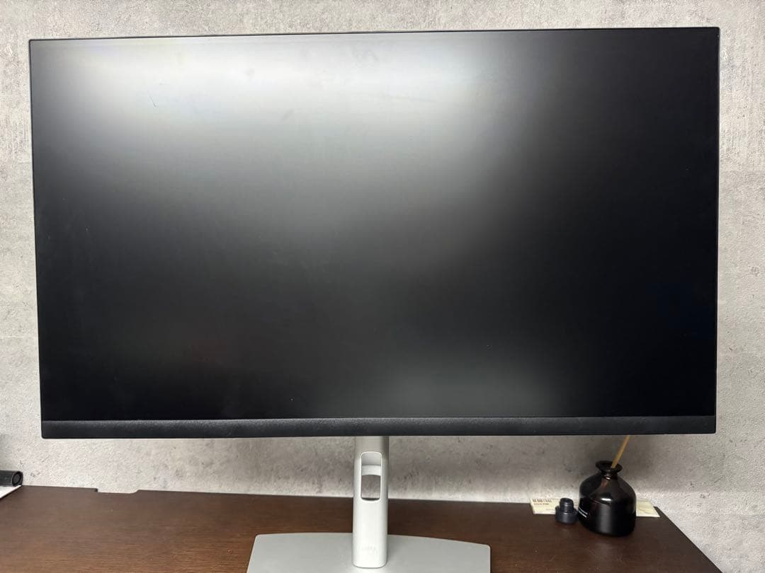 Dell 27 USB-Cハブ モニター - P2723DE