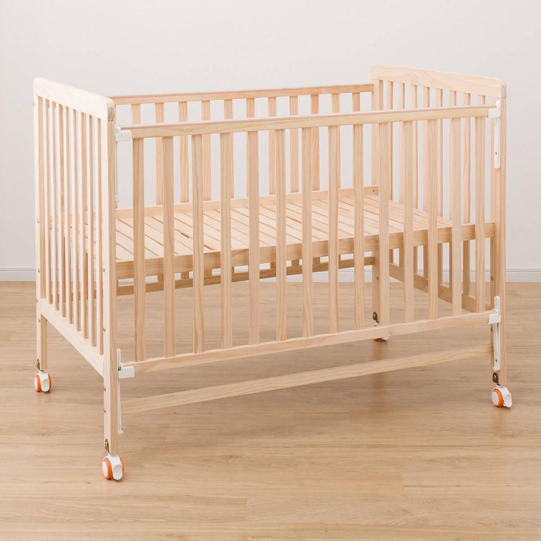 ニトリ　ベビーベッド　シンプル