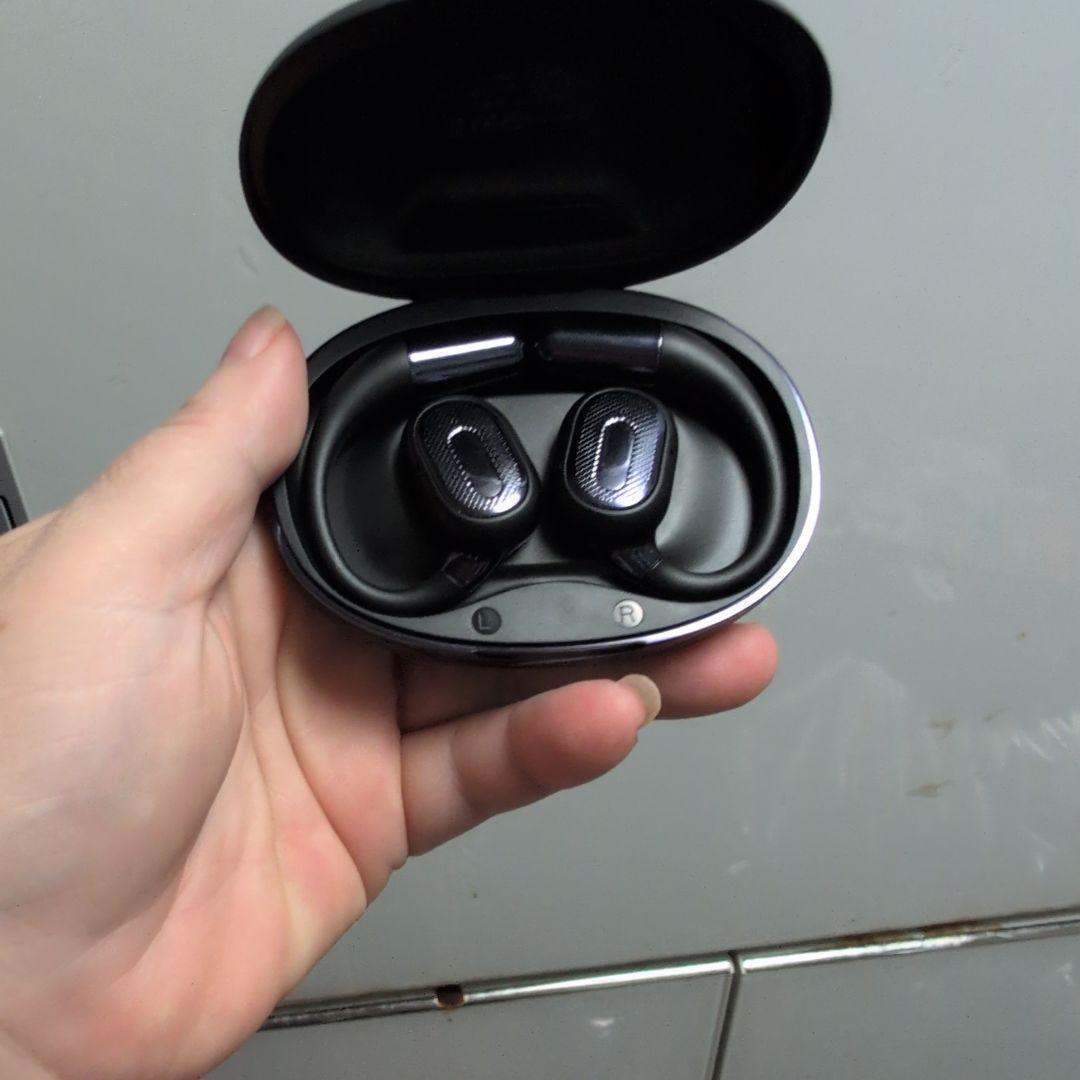 骨伝導イヤホン ENC + AI通話ノイズリダクション 新品