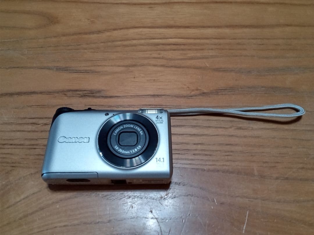 【動作確認済・美品】Canon PowerShot A2200 シルバー 箱付き