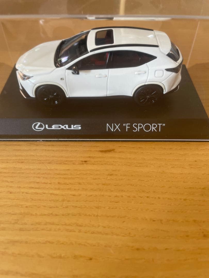 Lexus NX F SPORT ホワイト 1/43