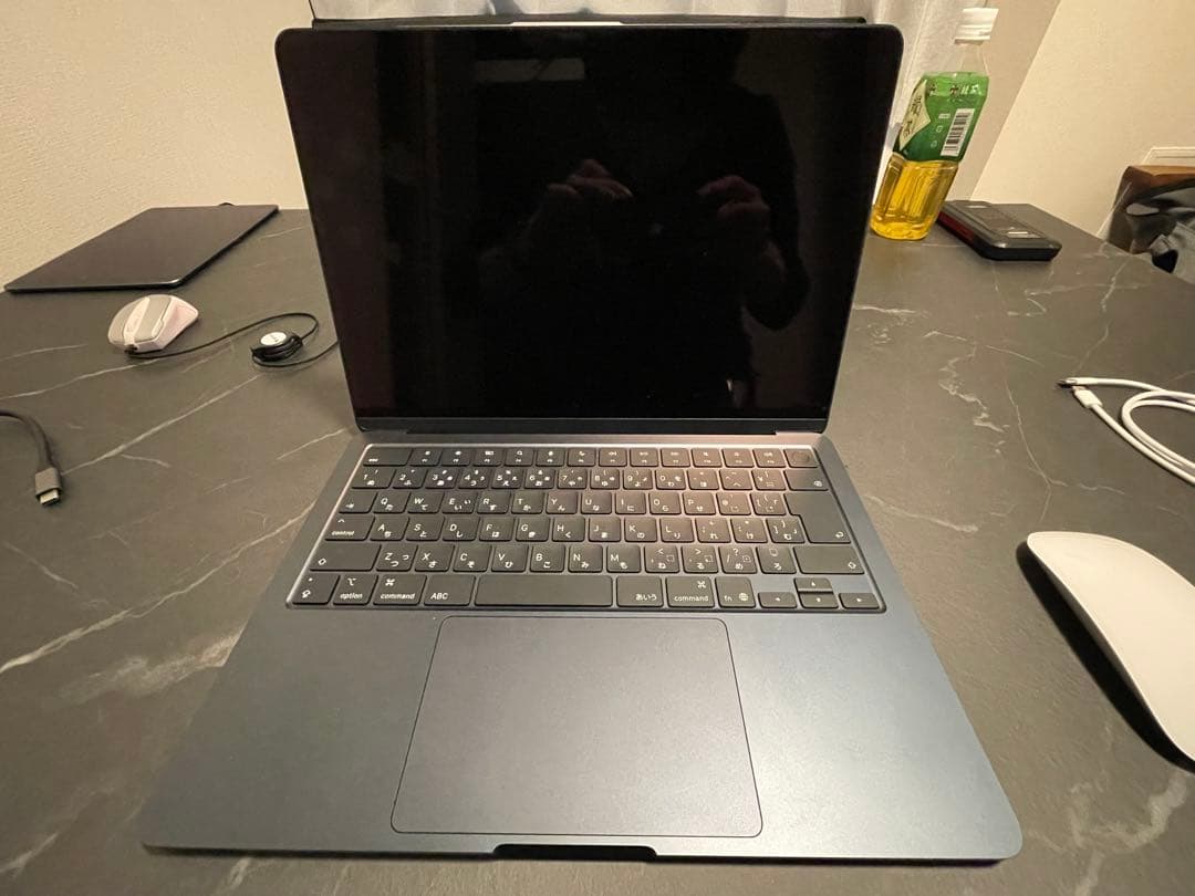 Apple MacBook AIR ミッドナイト