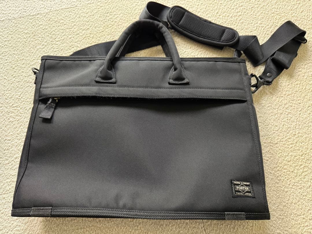 美品　PORTERビジネスバッグ