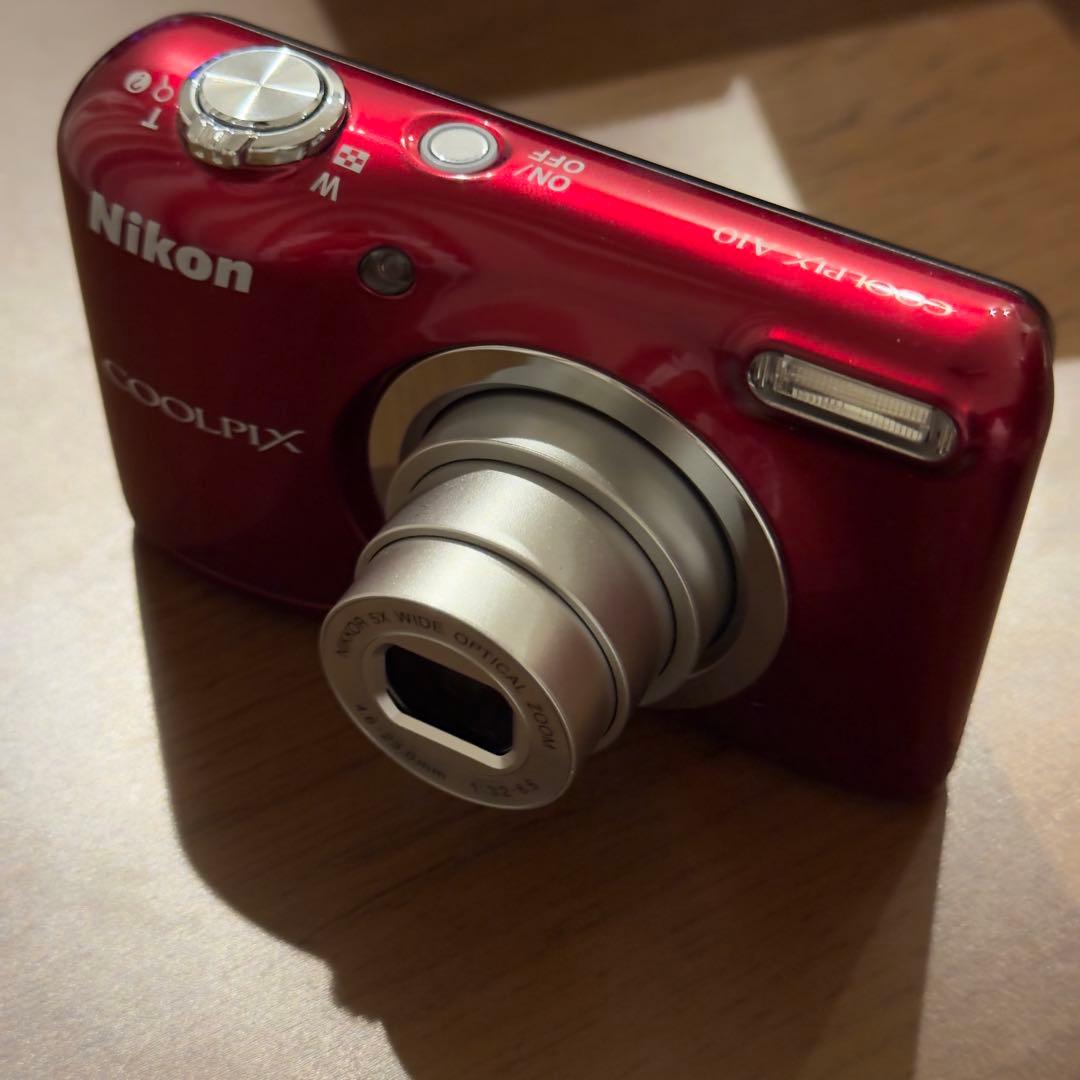 Nikon COOLPIX A10 レッド デジカメ