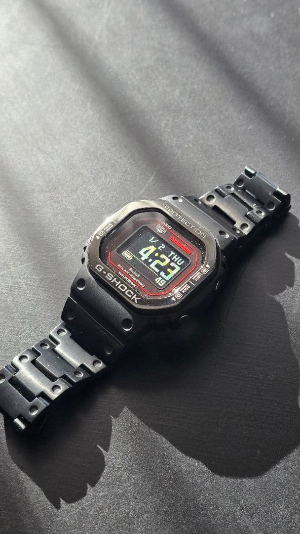 CASIO G-SHOCK DW-H5600MB-1A4JR メタルバンド付美品