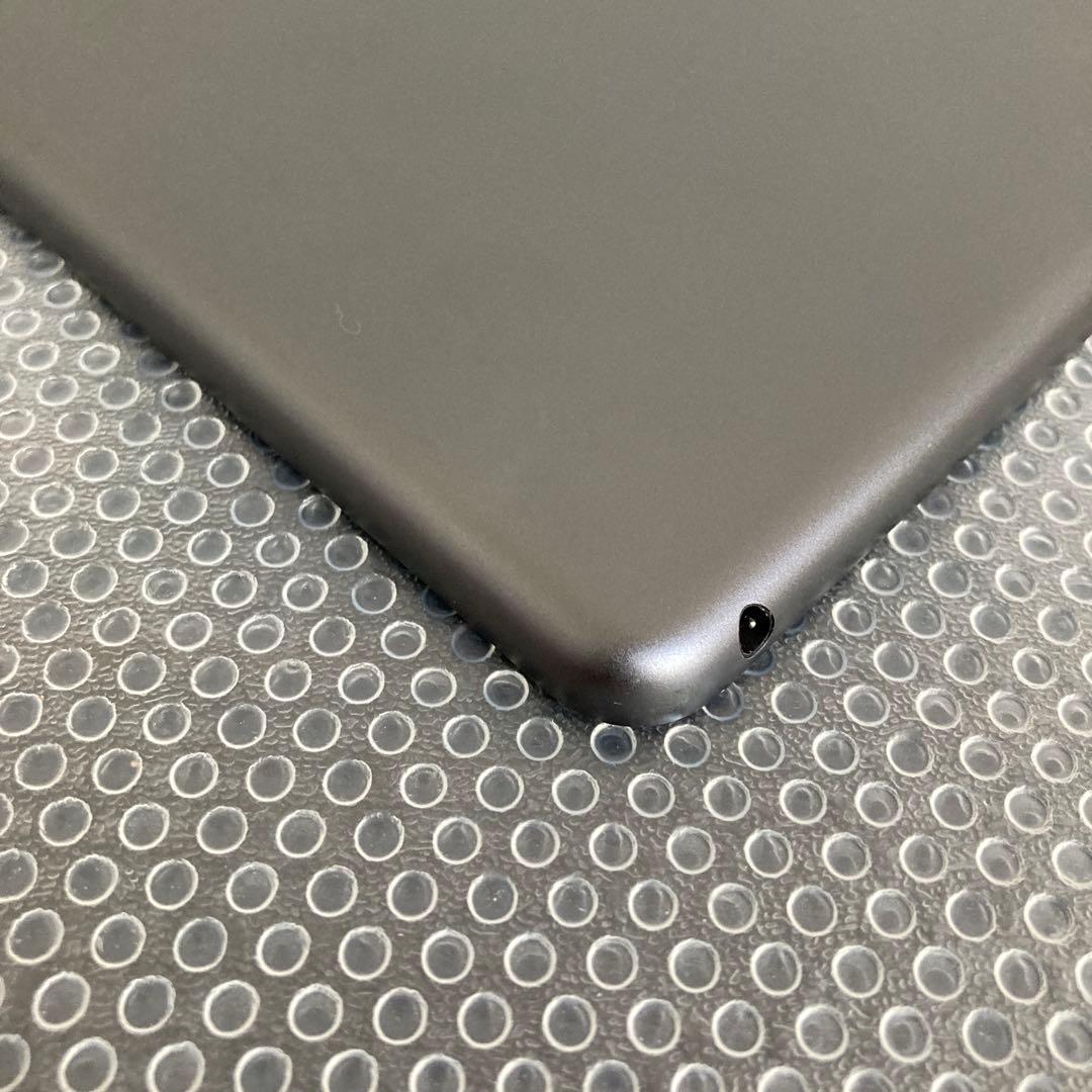 3261【早い者勝ち】iPad7 第7世代 32GB WIFIモデル☆