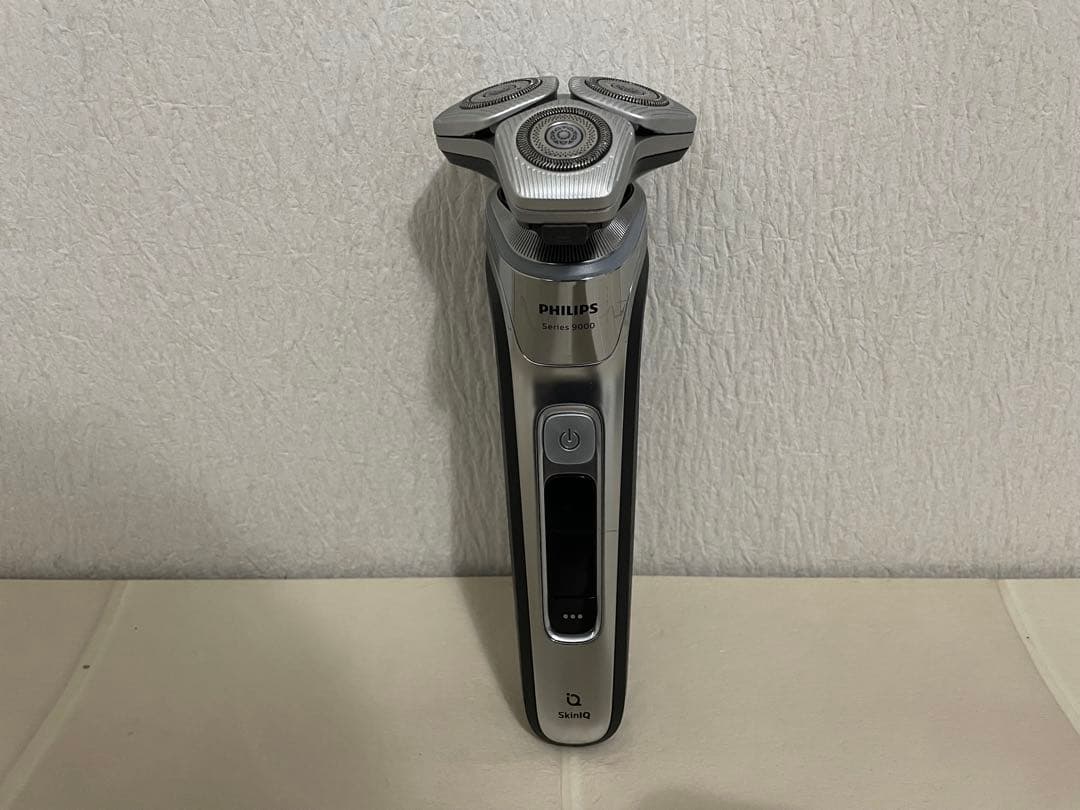 【フィリップス】9000Series ウェット&ドライ電動シェーバー S9985