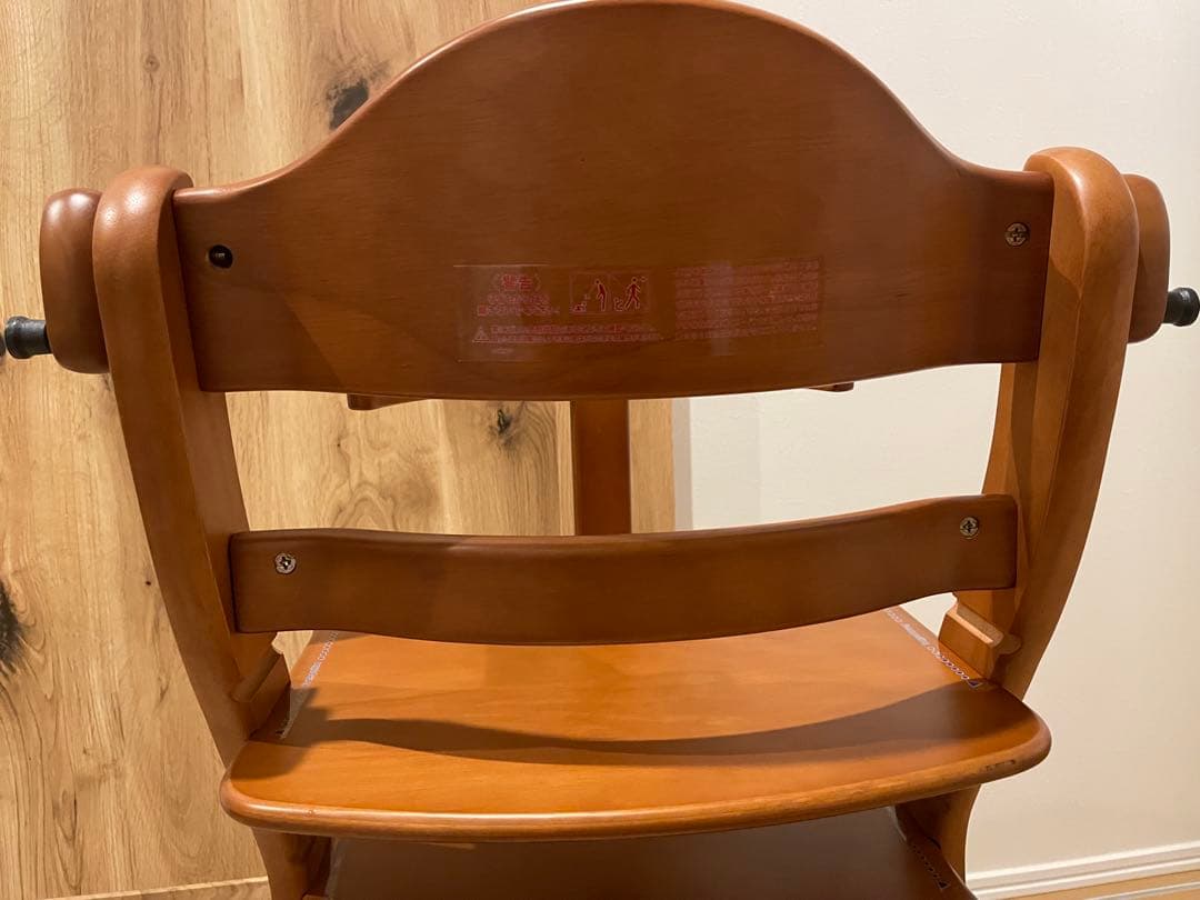 大和屋　すくすくスリムプラスチェア　テーブル＆ガード付　送料込み