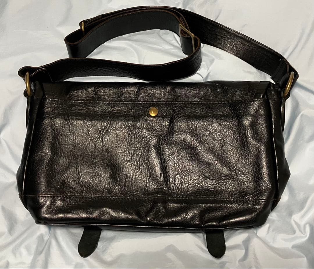 【INCEPTION インセプション】メッセンジャーバッグ 黒（茶芯）