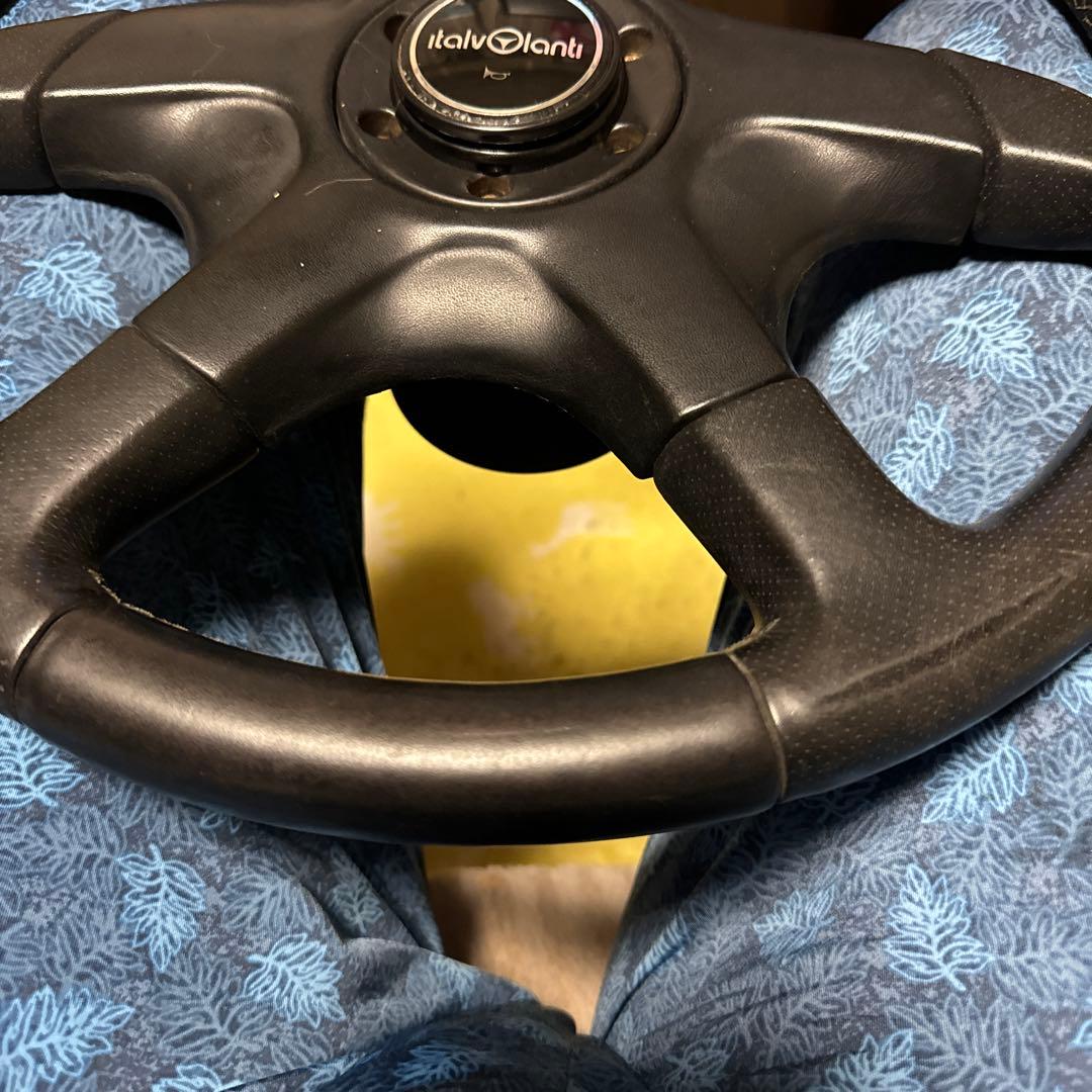 italvolanti ステアリング　4スポーク メイドインイタリー　　送料無料