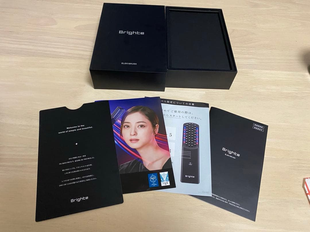 【使用僅か】EMS美顔器 Brighte ELEKIBRUSH エレキブラシ