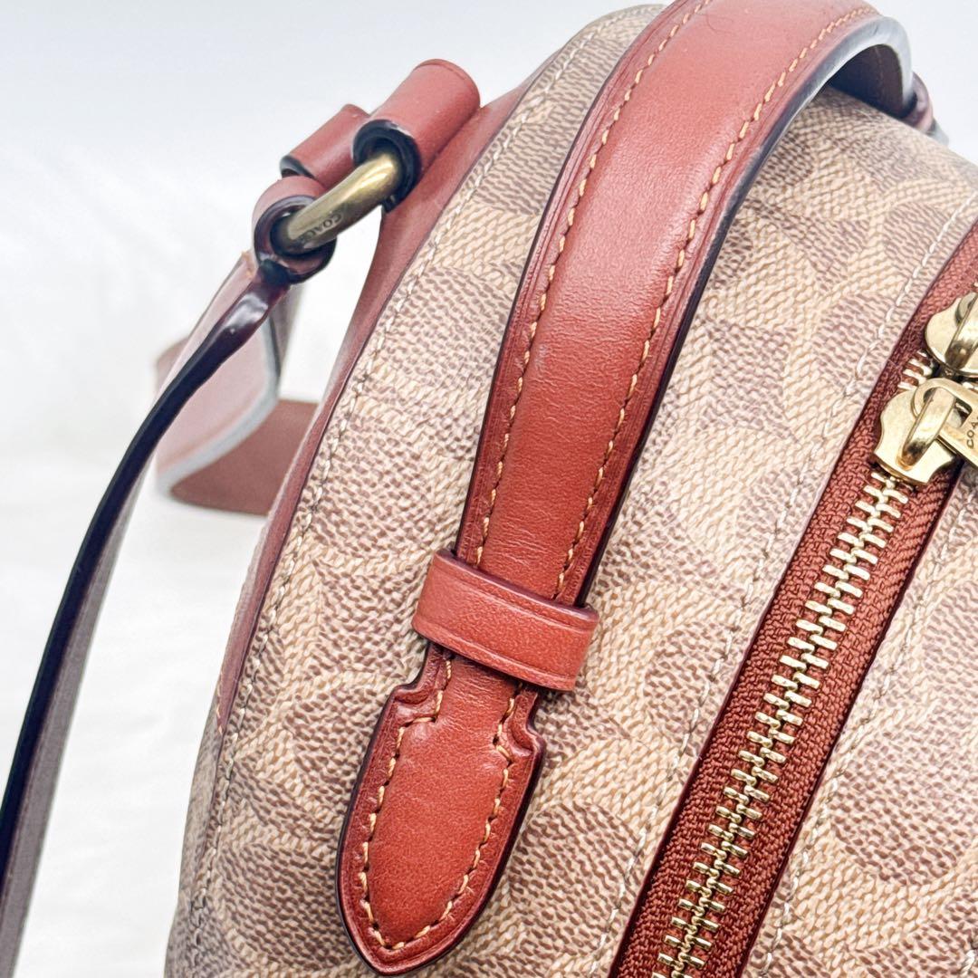 美品✨ COACH PVC レザー ターンロック シグネチャーミニリュック