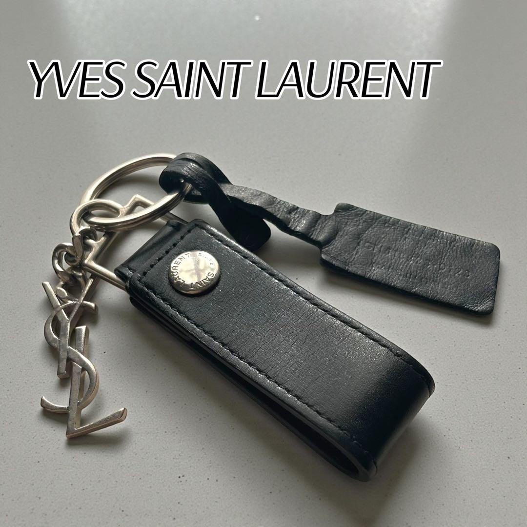 イヴサンローラン YSL カサンドラ キーホルダー キーリング ブラック