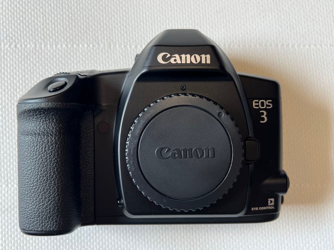 Canon EOS-3 一眼レフカメラ