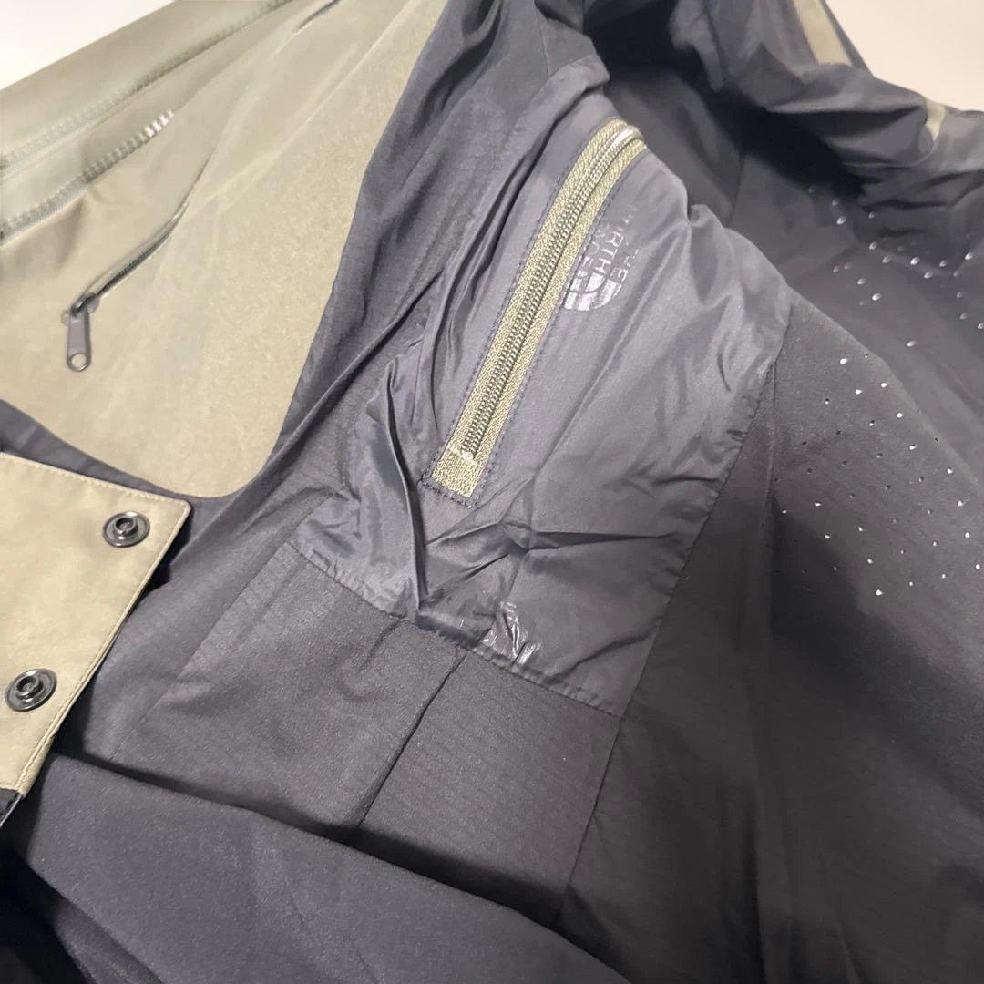 ノースフェイス　マウンテンジャケット　Ｌサイズ　NP61800