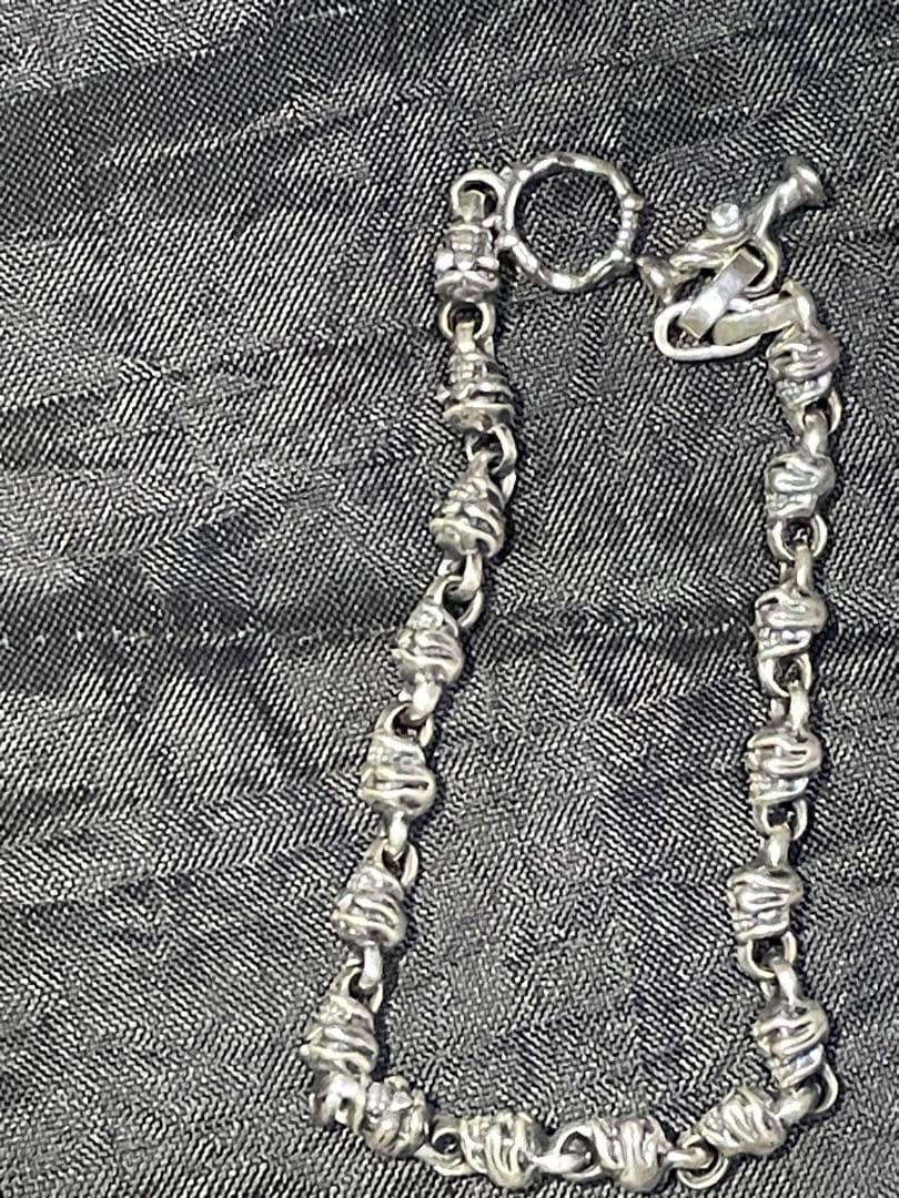 Travis worker スカルブレスレット