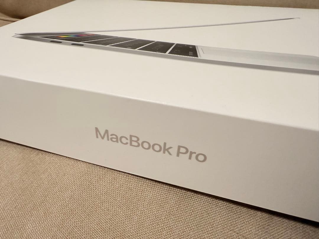 MacBook Pro 13インチ 2019 Touch Bar