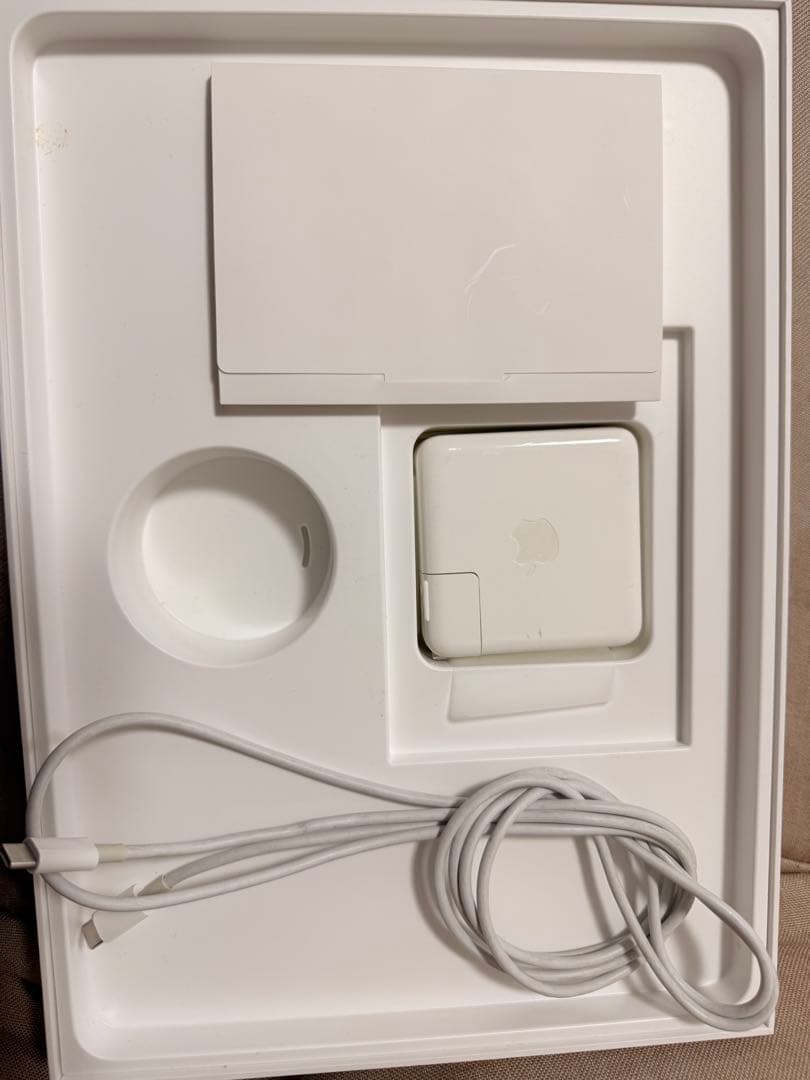 MacBook Pro 13インチ 2019 Touch Bar