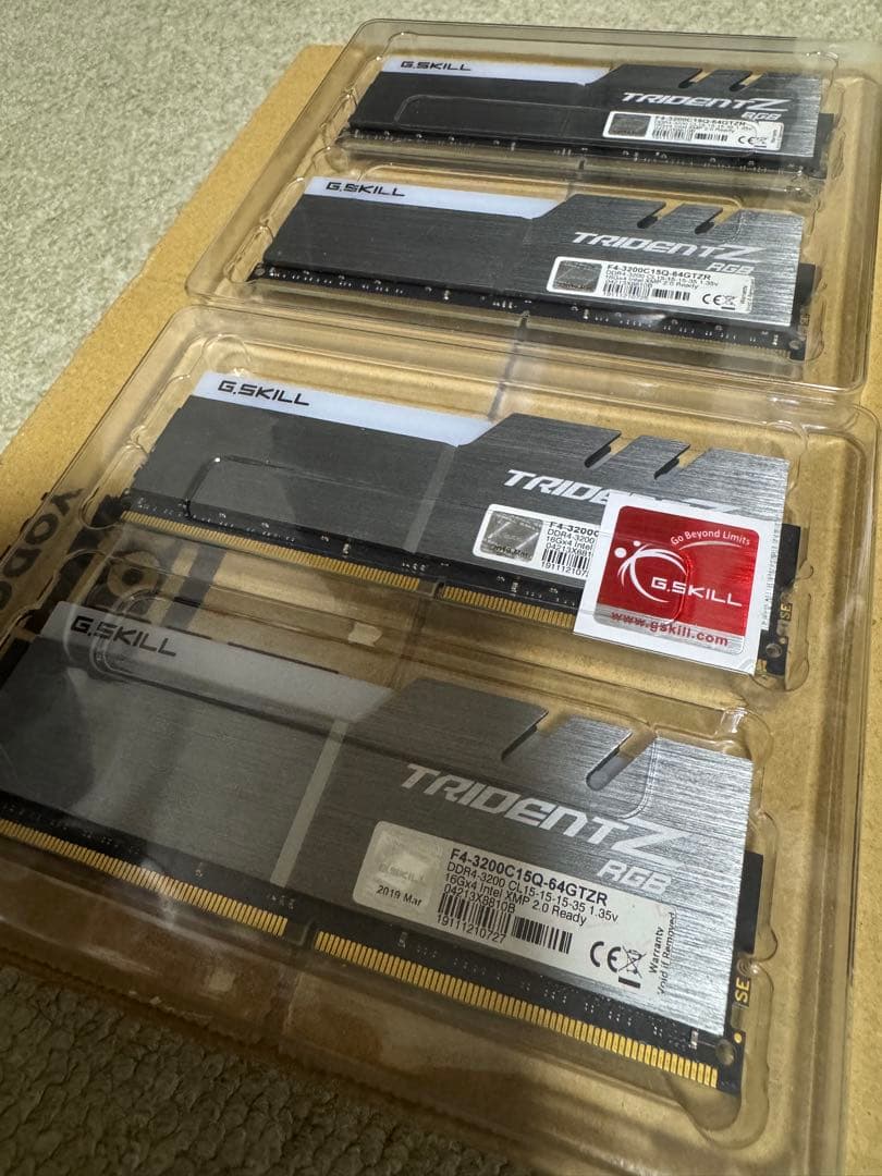 メモリー G.SKILL Trident Z RGB 16GB DDR4 3200MHz