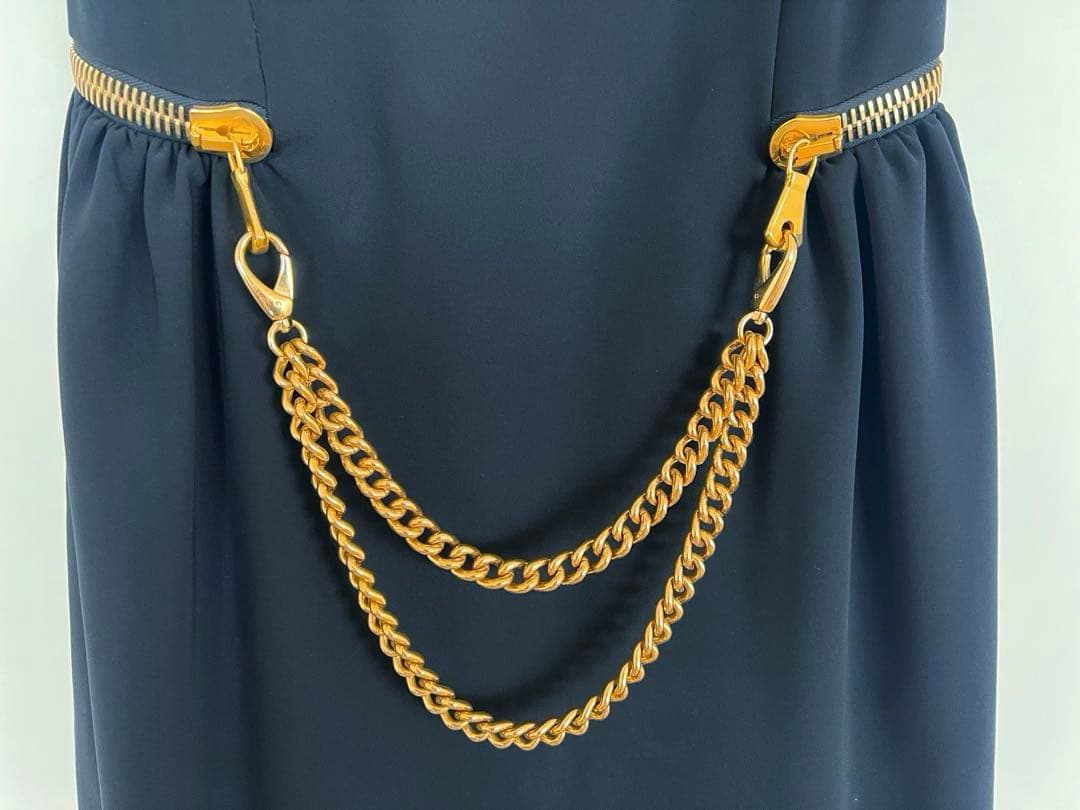 ミニワンピース 黒 チェーン装飾 MOSCHINO モスキーノ